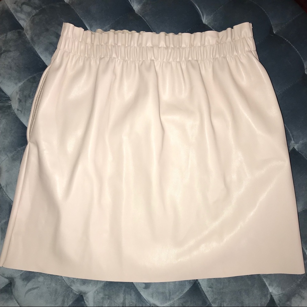 ZARA faux Leather Elastic waist Pale Pink Skirt